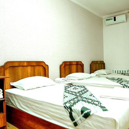 בוקורו Hotel Mir Адрес Abu Ali Ibn Sino 4A מראה חיצוני תמונה
