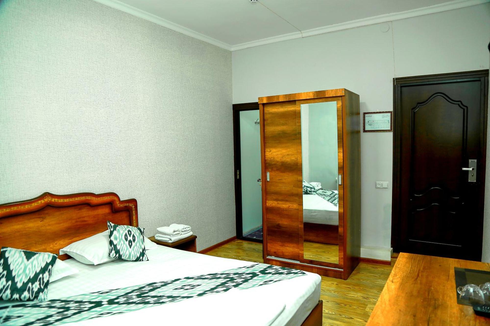 בוקורו Hotel Mir Адрес Abu Ali Ibn Sino 4A מראה חיצוני תמונה