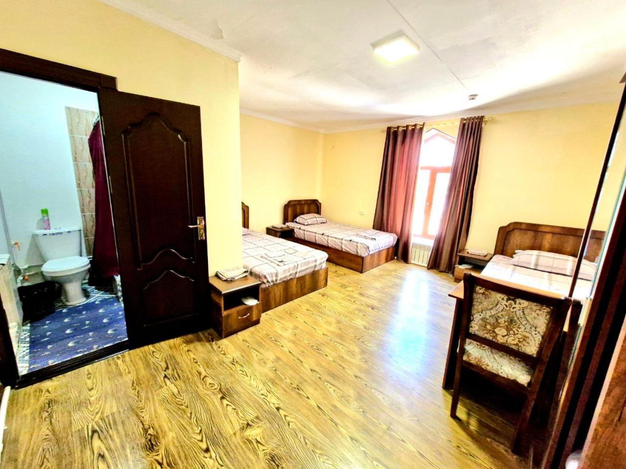 בוקורו Hotel Mir Адрес Abu Ali Ibn Sino 4A מראה חיצוני תמונה